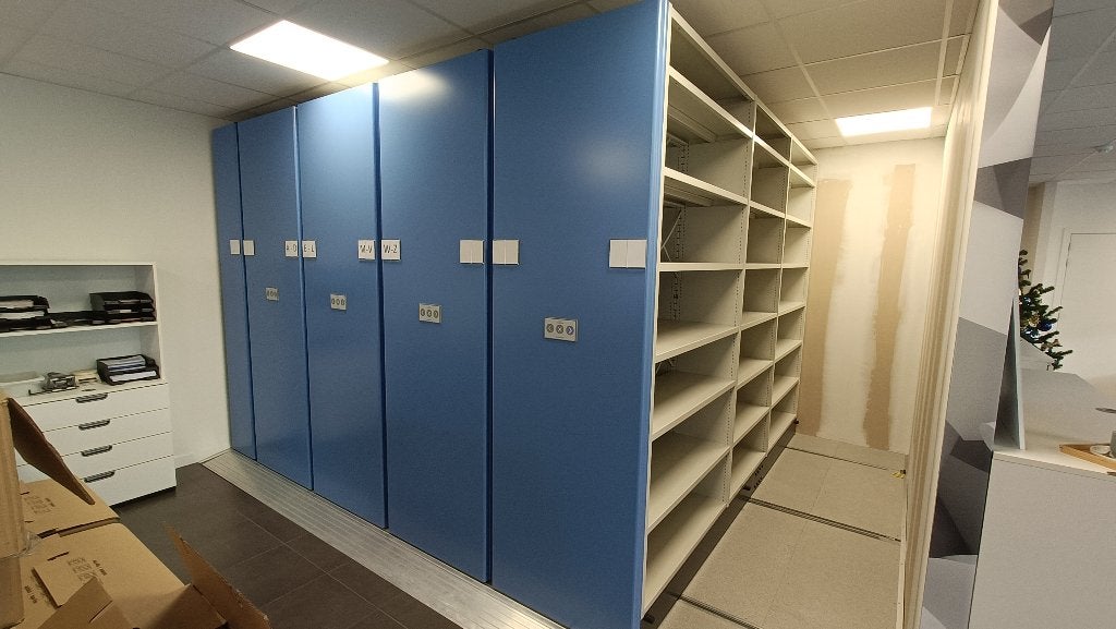 Verrijdbare kast, Maison & Meubles, 25 à 50 cm, 200 cm ou plus, Enlèvement, Utilisé