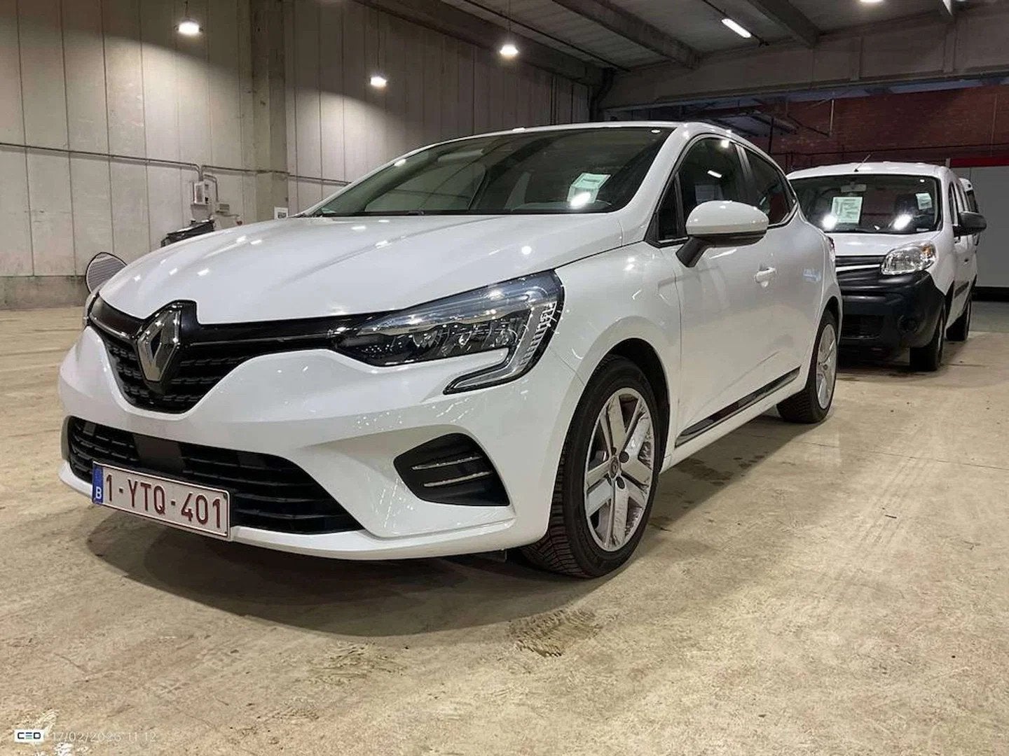 Renault Clio Clio 1.0 TCe Corporate Edition *CAPT ARR*215X60, Auto's, Renault, Stof, Gebruikt, https://public.car-pass.be/vhr/0b583c3d-2558-4707-9c76-8a77cb7aeb8c