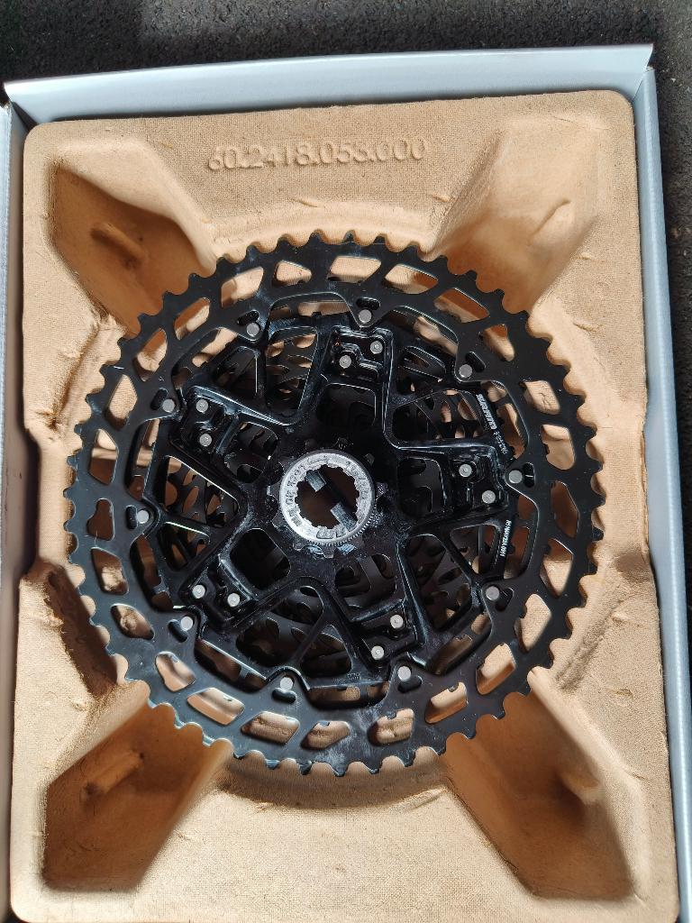 SRAM PG1230 Eagle 12sp cassette, Fietsen en Brommers, Fietsonderdelen, Overige typen, Staal, Ophalen of Verzenden, Zo goed als nieuw