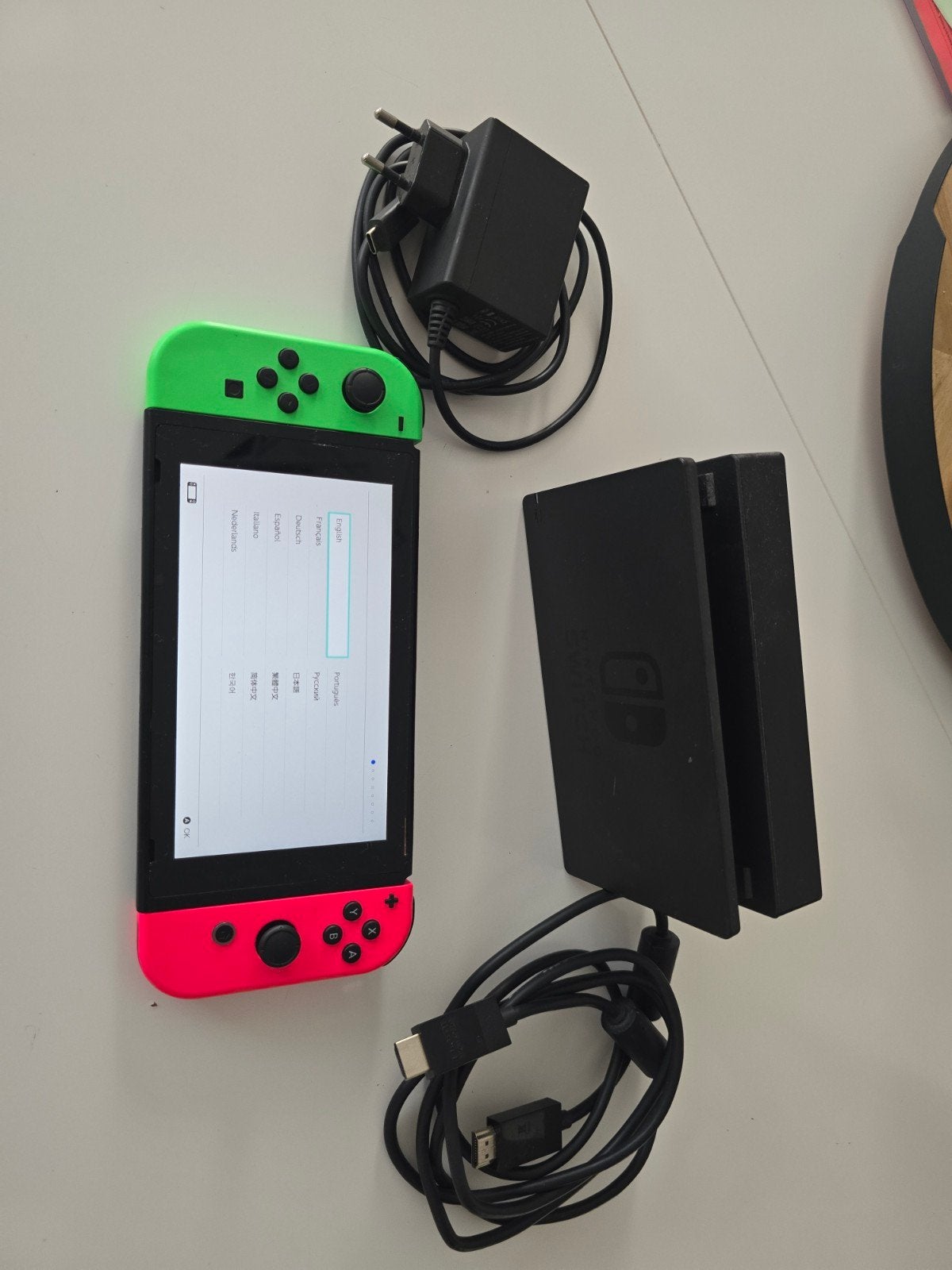 Nintendo Switch met games en accessoires, Switch 2019 Upgrade, Reconditionné, Enlèvement, Avec jeux