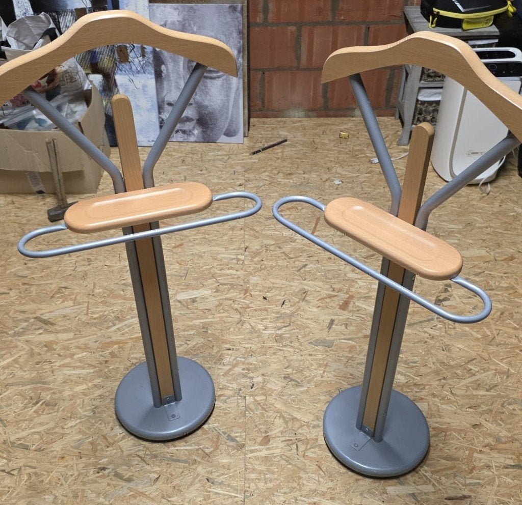 valet de chambre, Enlèvement