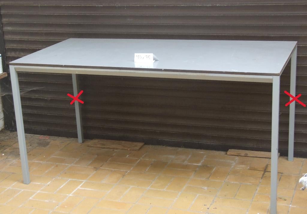Werktafel stevig, om met één kant tegen muur te verankeren, Ophalen, Gebruikt