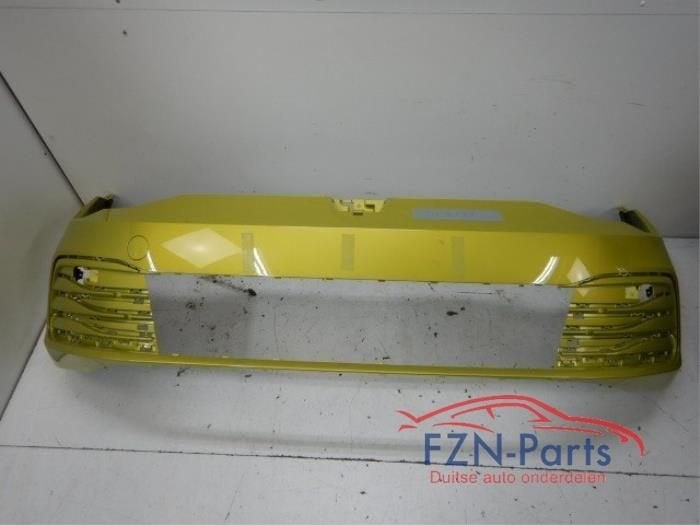 VW Golf 8 Voorbumper Lime Yellow, Enlèvement ou Envoi, Utilisé, Avant, Pare-chocs