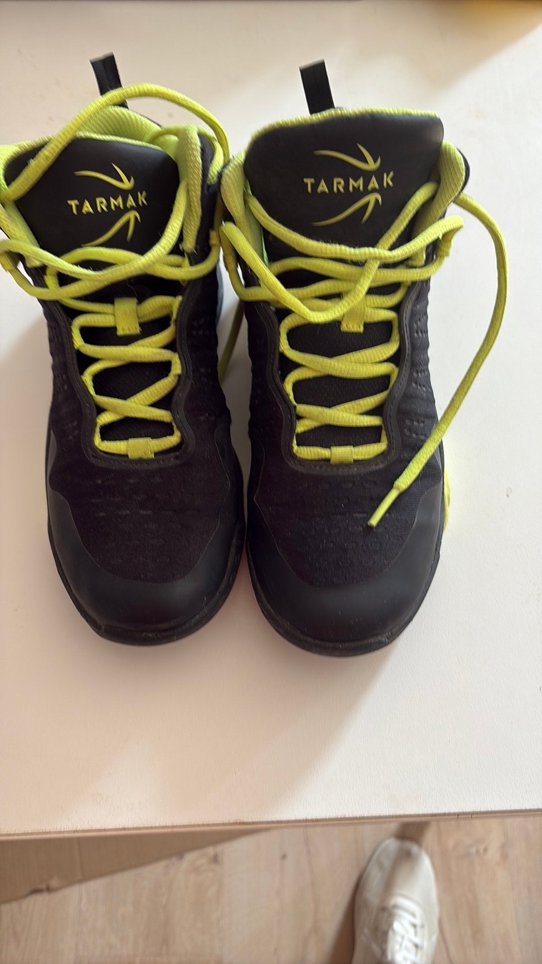 Basketbal schoenen Tarmac maat 38, Sport en Fitness, Snowboarden, Ophalen of Verzenden, Zo goed als nieuw, Schoenen