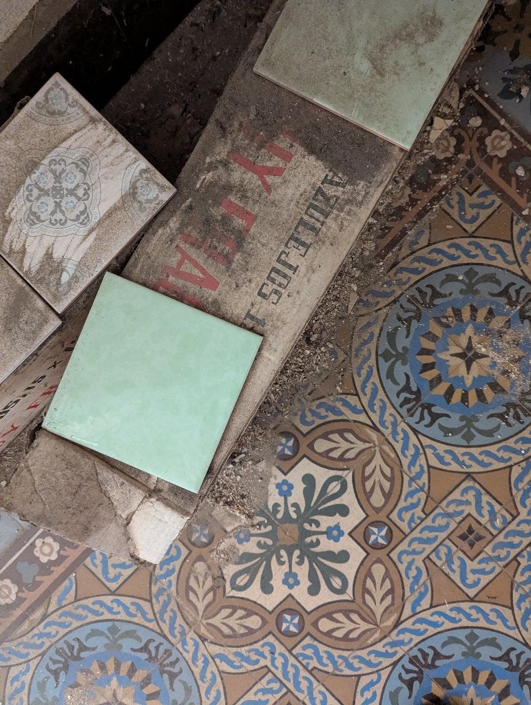 Carrelage, Enlèvement