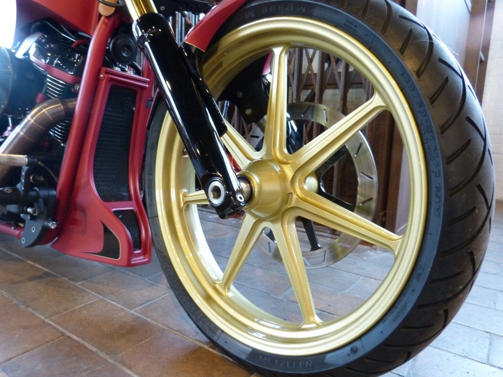 Harley-Davidson SOFTAIL FXBRS Breakout, Info@freedom-machines.be, Gentweg 32
9940  Evergem, Harley-Davidson, Entreprise