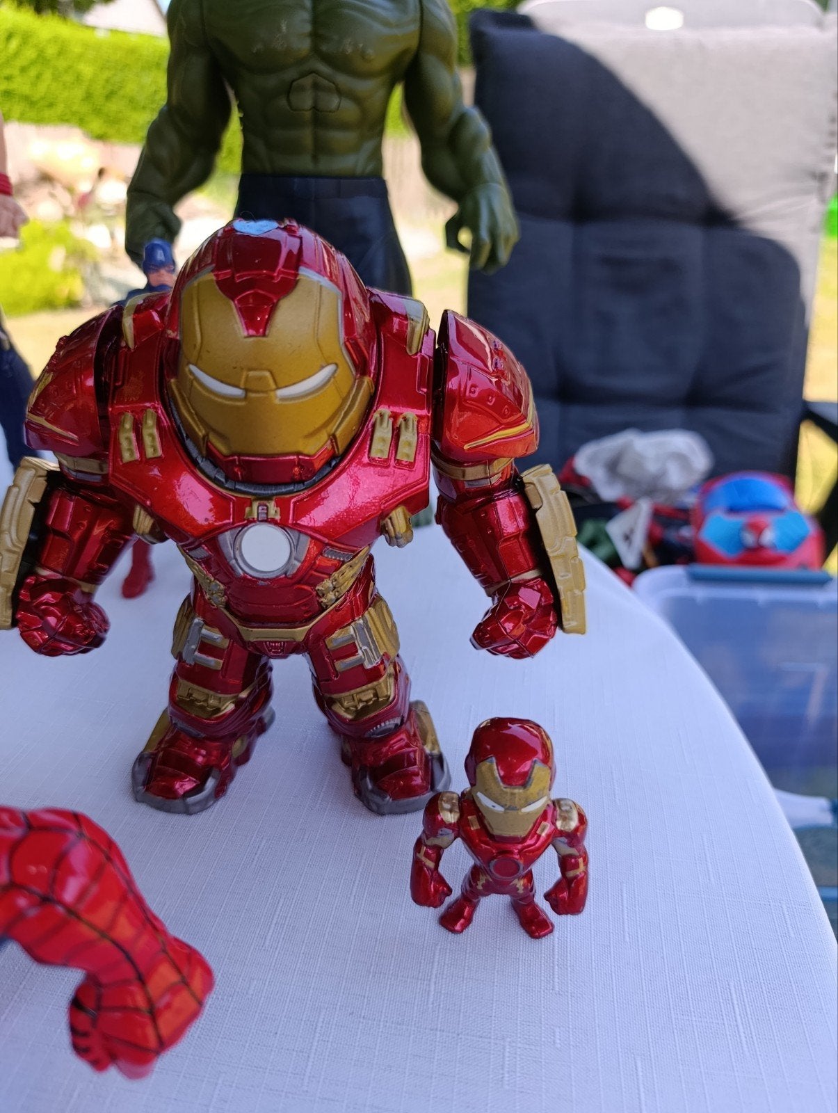 Metalen Marvel, Ophalen