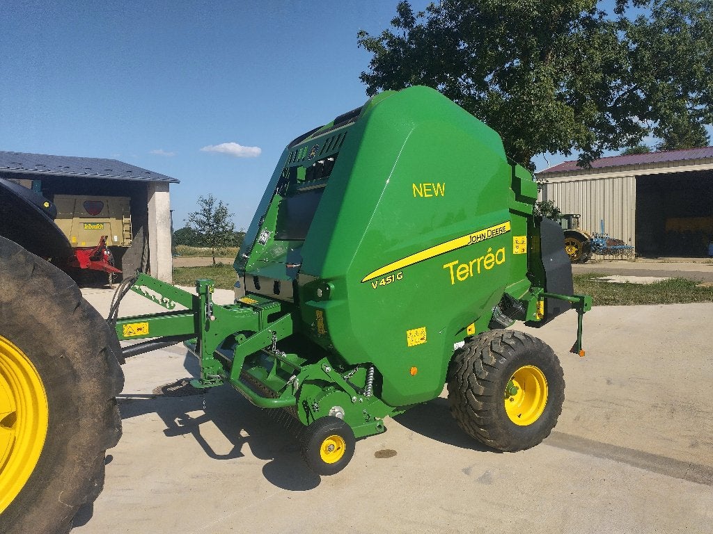 PRESSE JON DEERE 451G, Enlèvement, Utilisé, John Deere