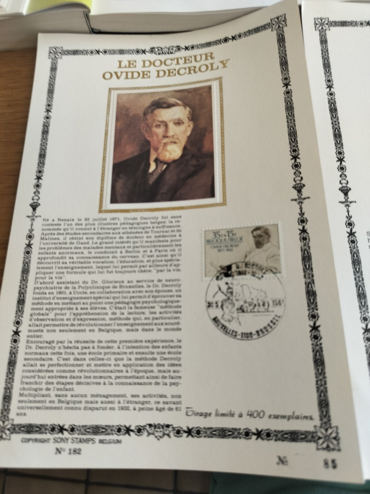 3 verschillende goudbladen Dr Ovide Decroly. 1981 Sony Stamp, Verzenden