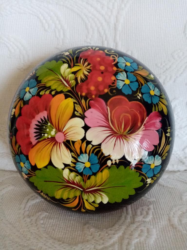Boite à bijoux russe en bois laqué signé1970s, Enlèvement ou Envoi