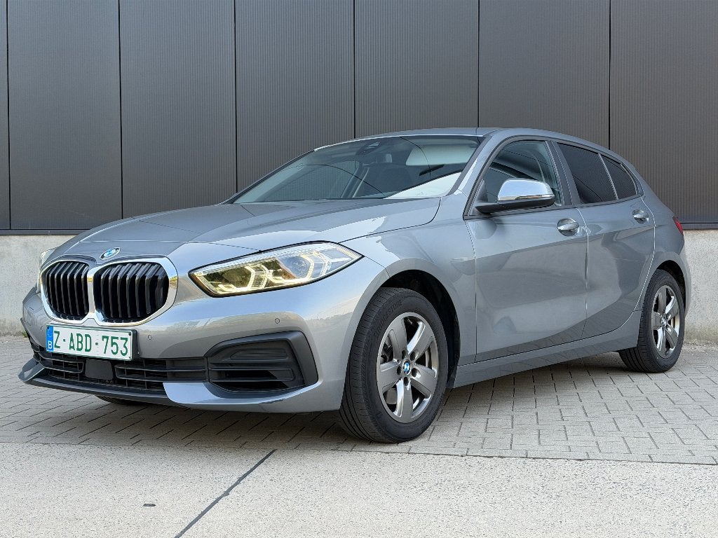 BMW 116i | Automaat | 30 maanden garantie, Auto's, BMW, Startonderbreker, 3 cilinders, BMW Premium Selection, Zilver of Grijs