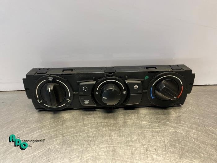 Panneau de commandes chauffage d'un BMW 1-Serie (1-Serie 03-, -, 3 mois de garantie, Utilisé, -