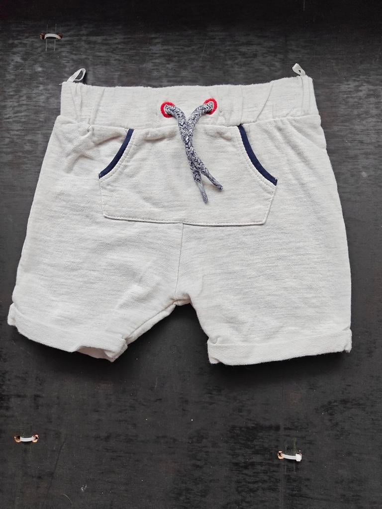 Kort broekje, Kinderen en Baby's, Babykleding | Maat 86, Ophalen, C&A, Broekje, Zo goed als nieuw
