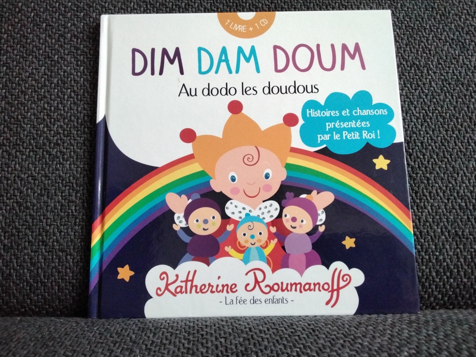 dim dam doum, Livres, Enlèvement