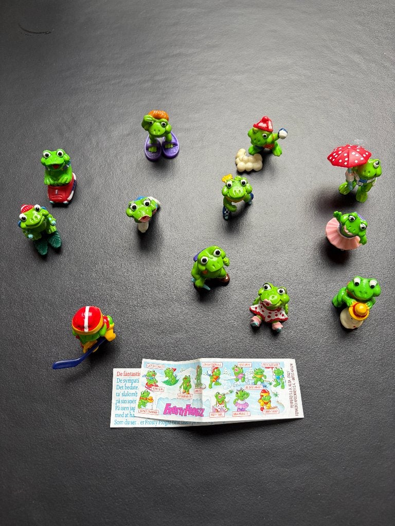 Kinder Frosty Frogzz 1994 – 11 figurines + dépliants, Collections, Enlèvement ou Envoi, Utilisé, Figurines