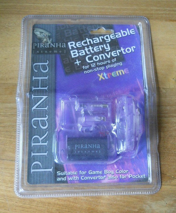 Rechargeable Battery + Convertor for 12 hr - Game Boy Color, Games en Spelcomputers, Spelcomputers | Nintendo Game Boy, Nieuw
