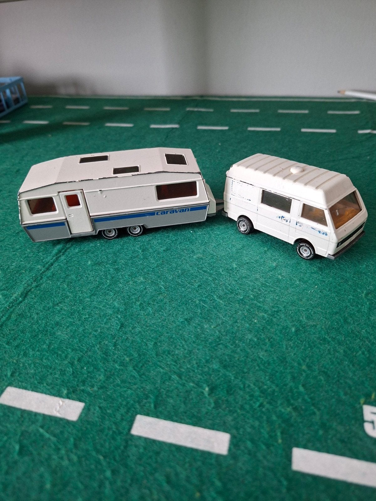 siku caravan en vw bus, Enlèvement, Utilisé, SIKU