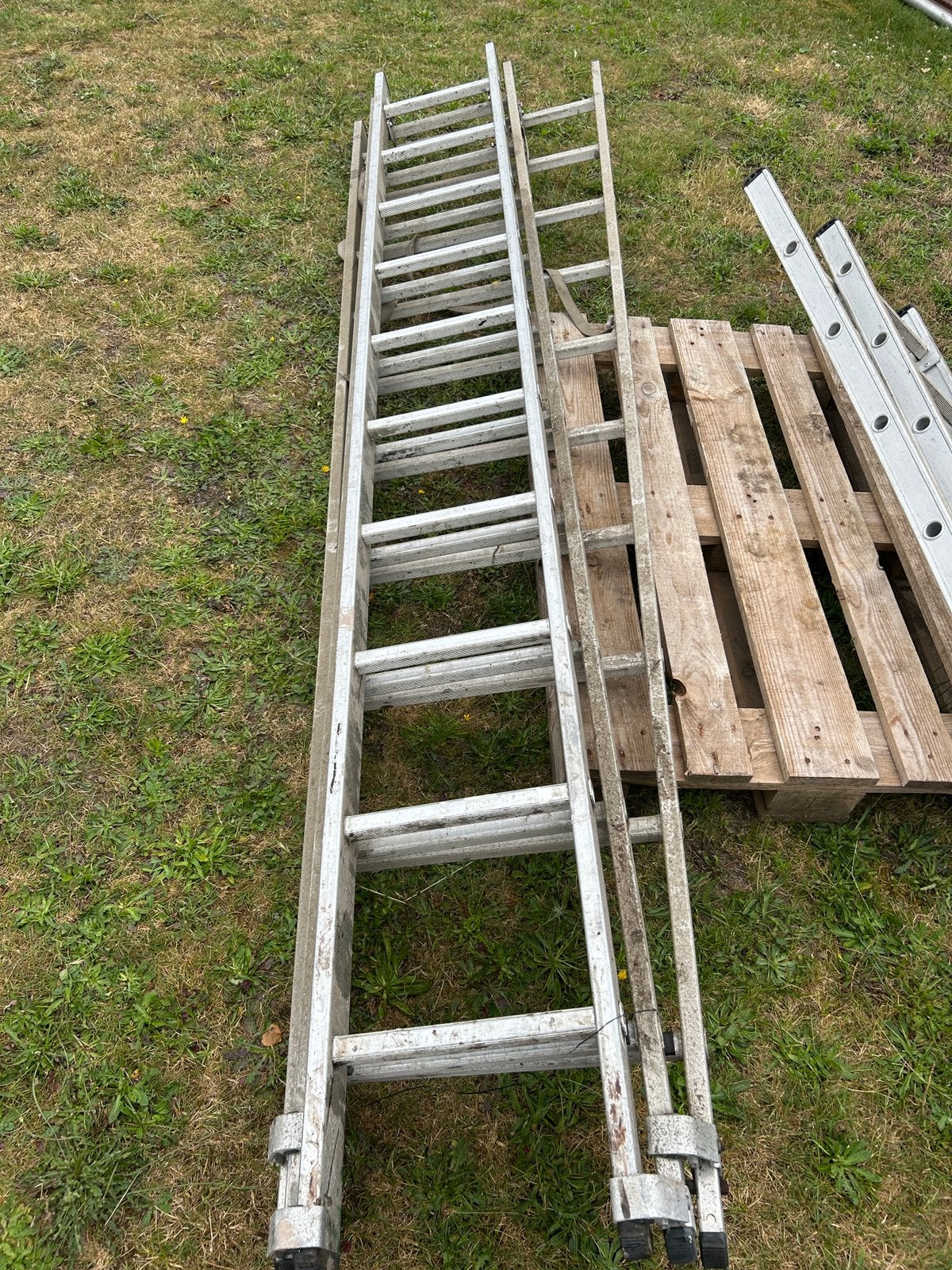 Ladders, Ophalen