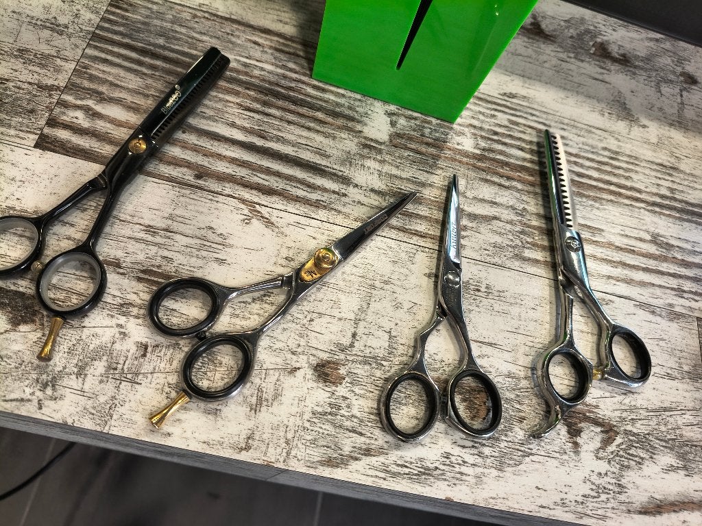 HAAR, Ophalen, Zo goed als nieuw, Kam of Borstel