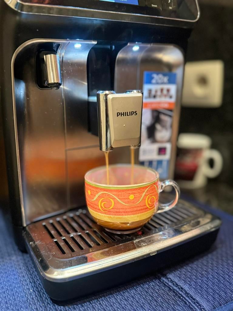 Machine a cafe automatique phillips 5547/90, Enlèvement, Comme neuf