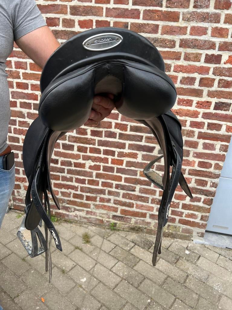 Stubben dressuur zadel, Dieren en Toebehoren, Ophalen, Zo goed als nieuw, Dressuur
