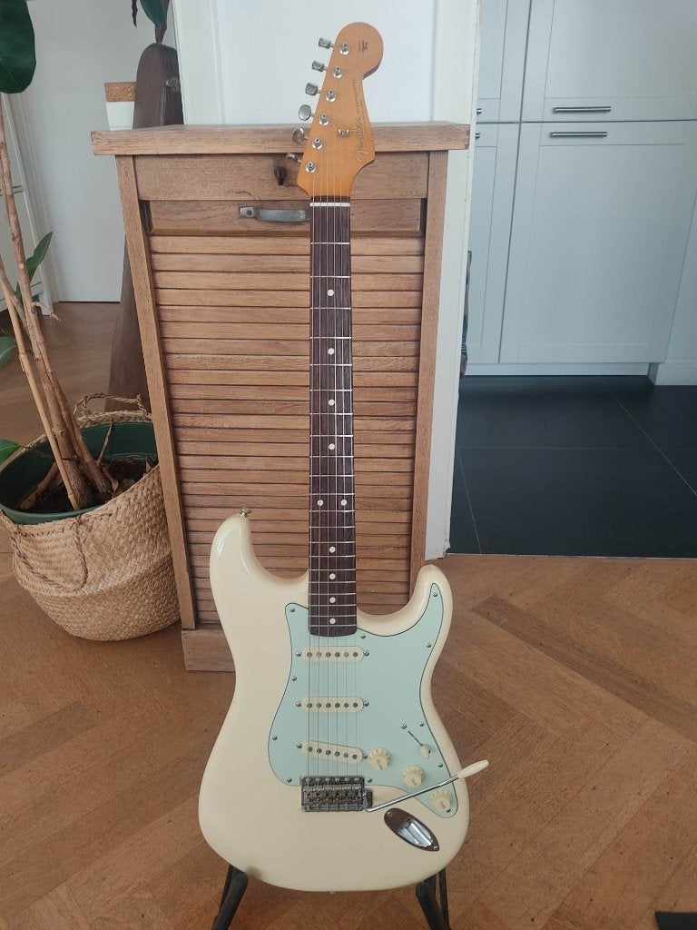 Fender Stratocaster 60s Vintera II - Olympic White, Enlèvement, Comme neuf, Solid body, Fender