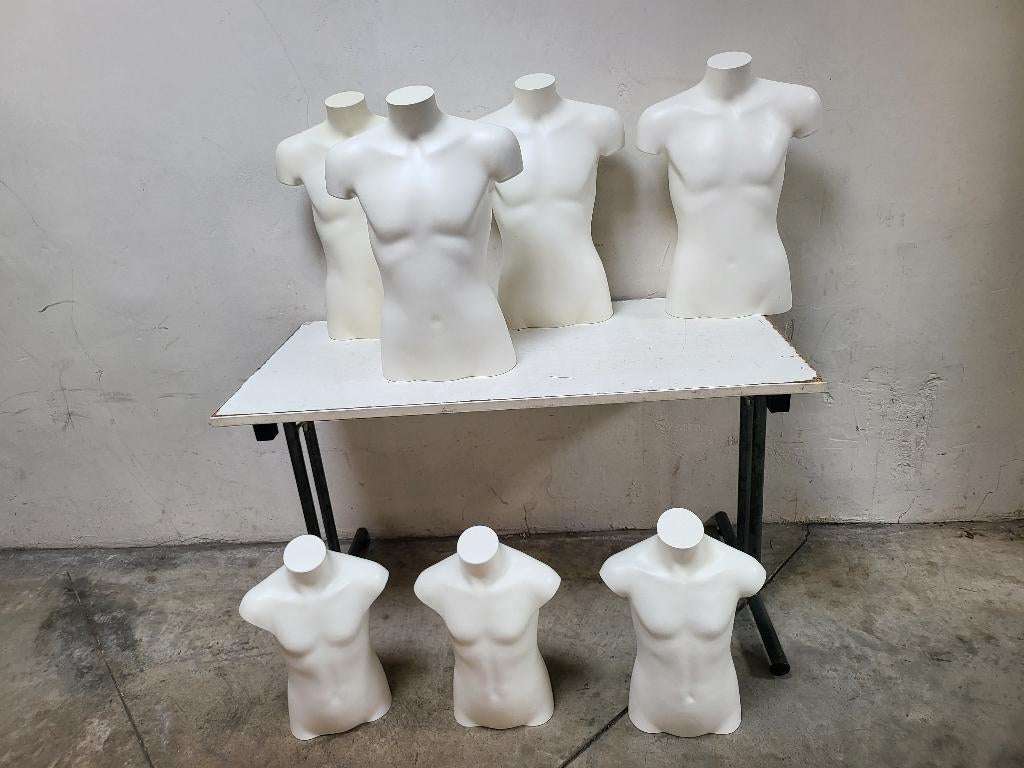kinderbuste zonder armen kunststof wit 3/6-8/10-jarige, Ophalen of Verzenden, Gebruikt, Paspop