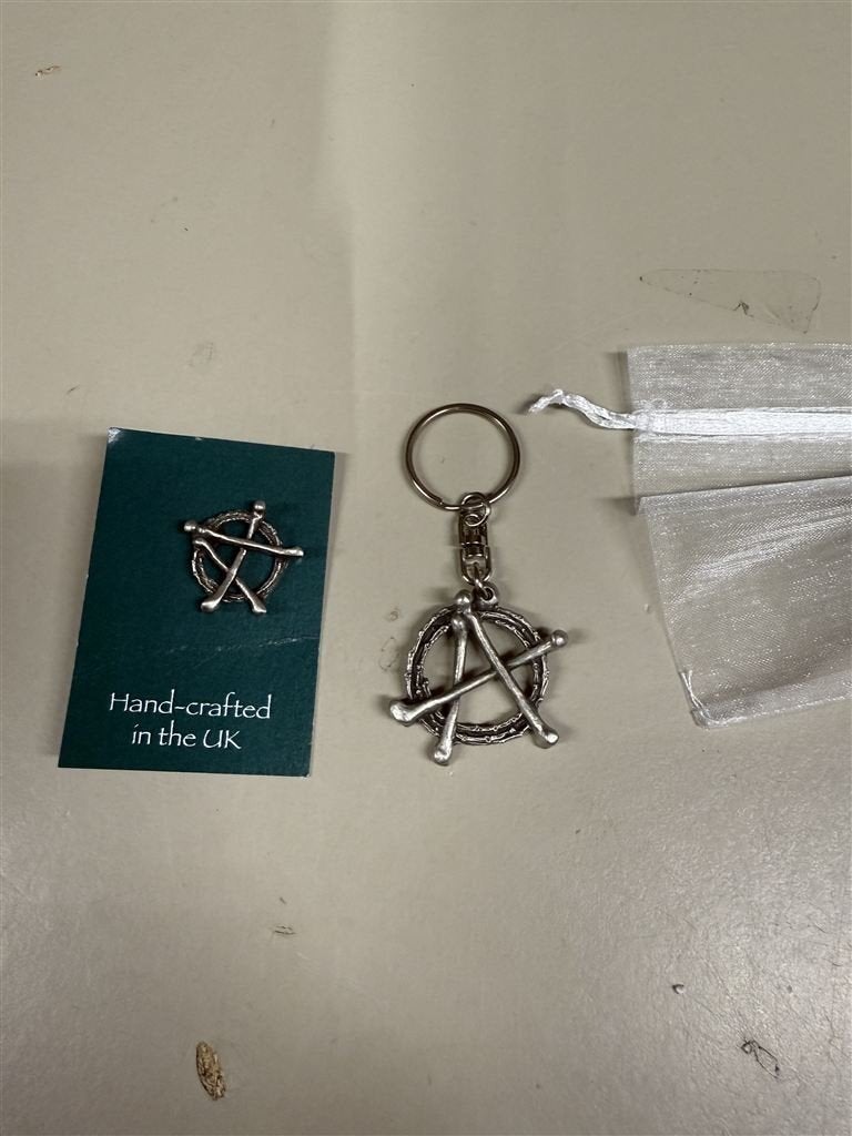 Sleutelhanger - Anarchy met pin, Verzamelen, Sleutelhangers, Ophalen of Verzenden, Nieuw