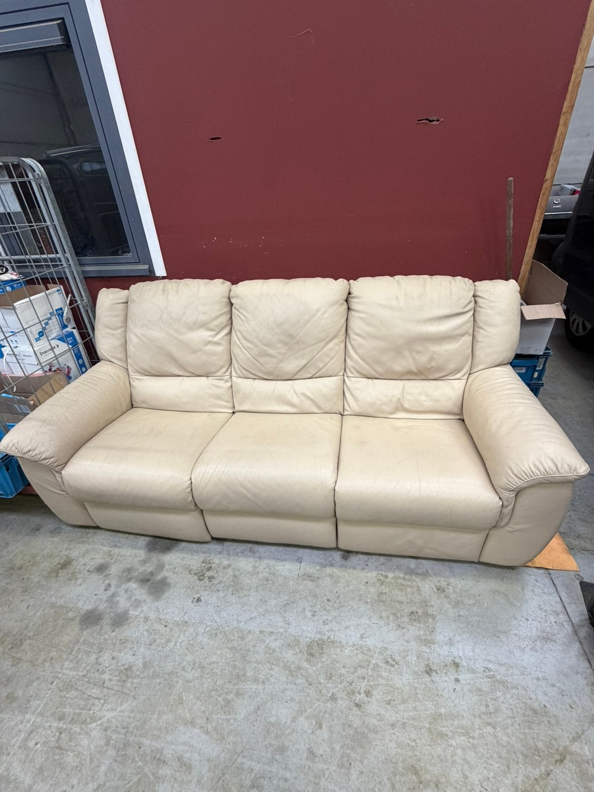 Canapé 3 places en cuir beige avec 2 relax, Maison & Meubles, Trois personnes, Enlèvement, Utilisé, Cuir