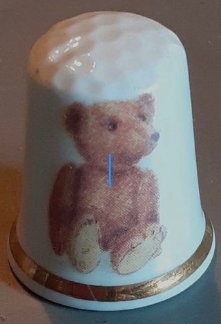 dés a coudre de collection serie ourson (1), Enlèvement ou Envoi, Comme neuf, Porcelaine