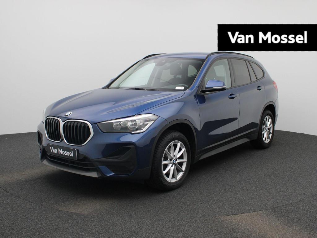 BMW X1 sDrive16d (85 kW) NAVI | CAMERA | ZETELVERWARMING, Auto's, Stof, Gebruikt, 3 cilinders, Te koop