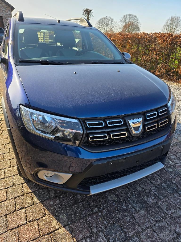 Dacia Sandero Stepway 1er étage 99000km 2018, Achat, Euro 6, 110 g/km, Berline