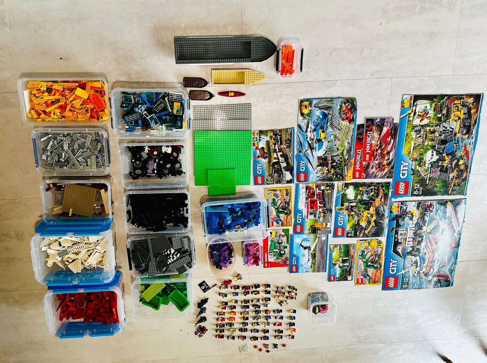 15 kg LEGO - gesorteerd + minifiguren + speciale onderdelen, Ophalen of Verzenden, Zo goed als nieuw, Overige merken