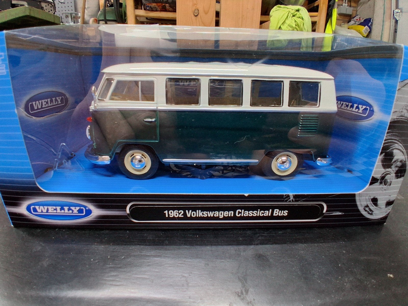vw splitbus schaalmodel, Ophalen