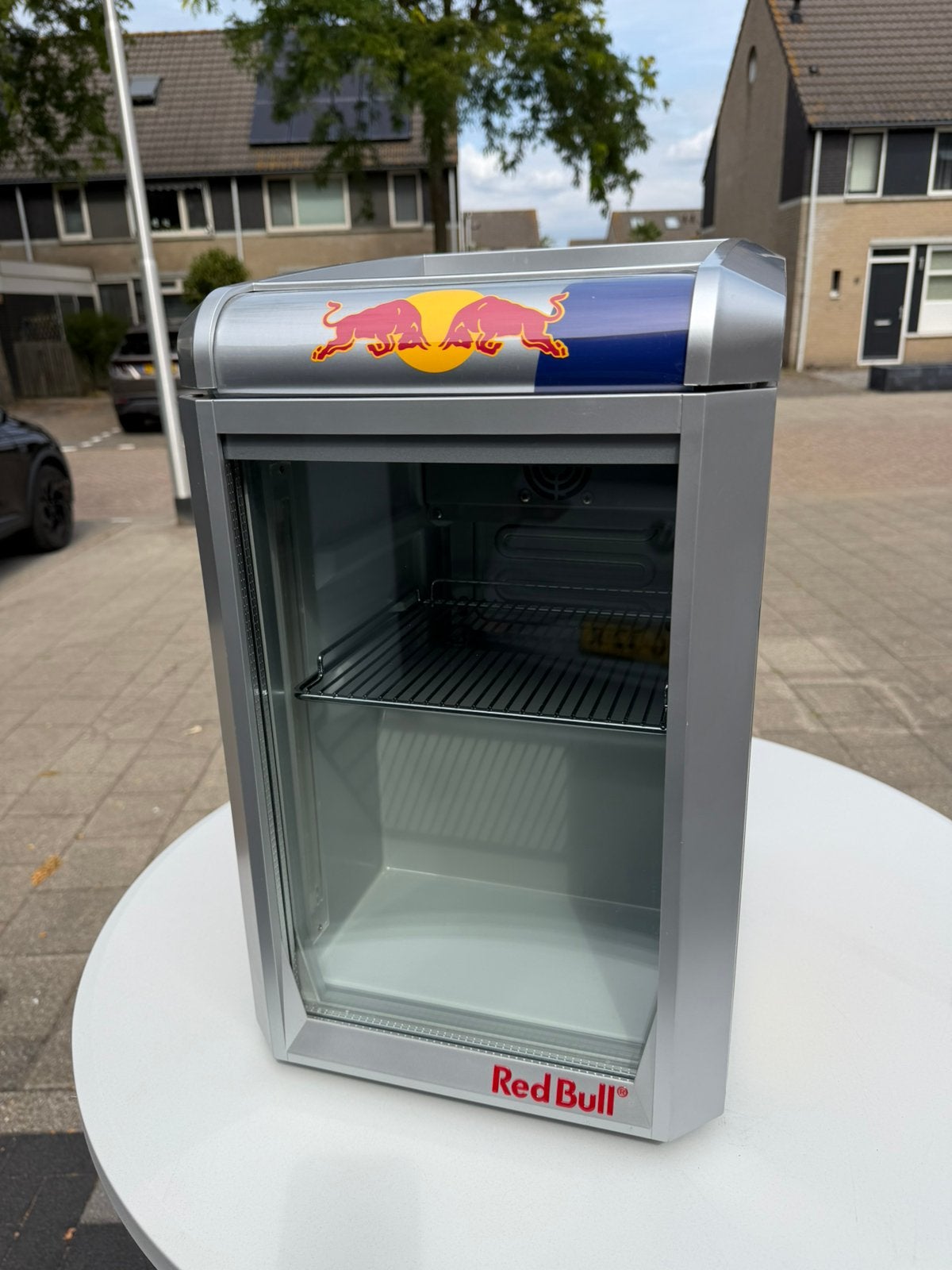 Mini-réfrigérateur Red Bull, Classe énergétique A ou plus économe, Moins de 45 cm, Enlèvement, Sans bac à congélation