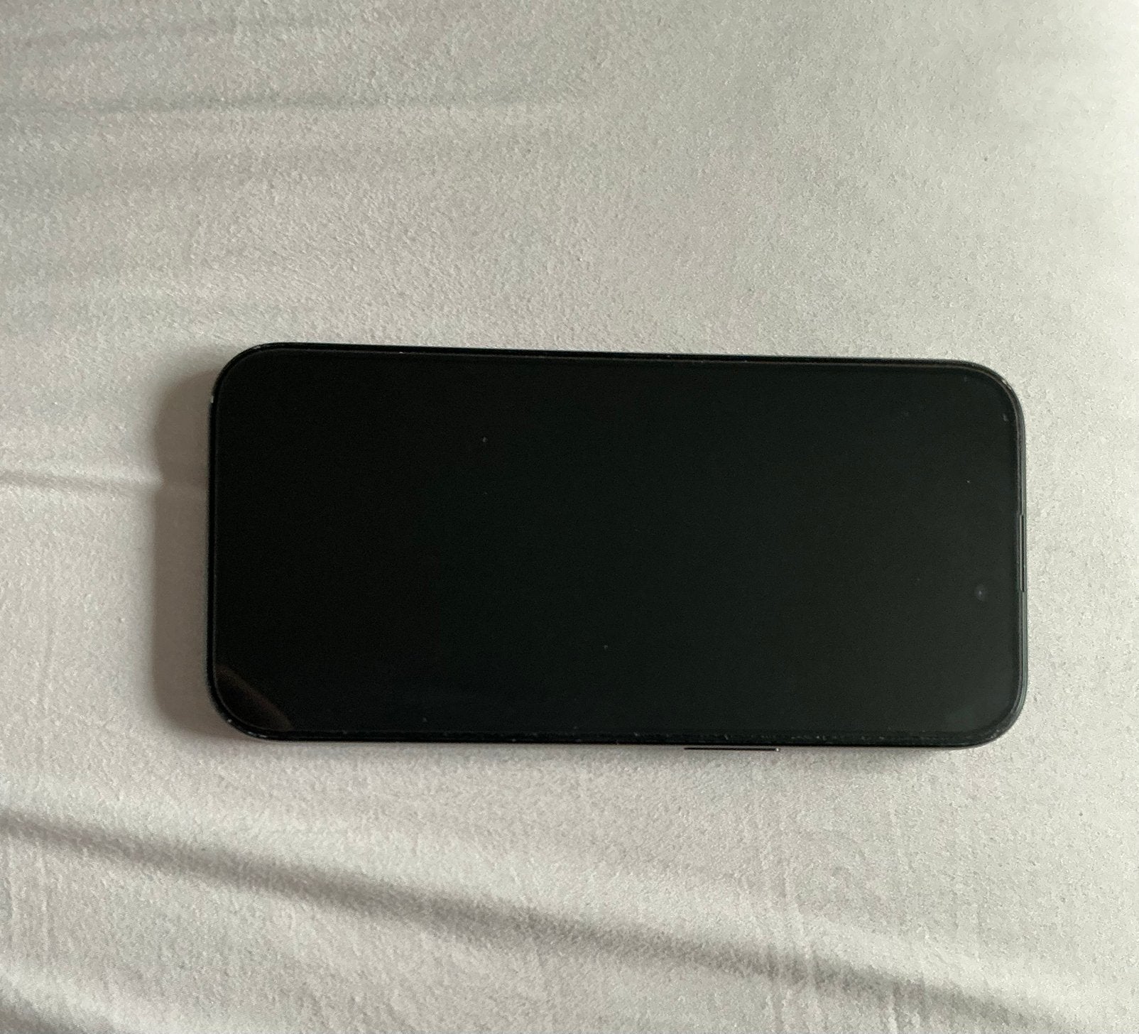 Apple iphone 15 noir 256go très bon état/prix négociable, 256 GB, IPhone 15, Enlèvement ou Envoi, Comme neuf