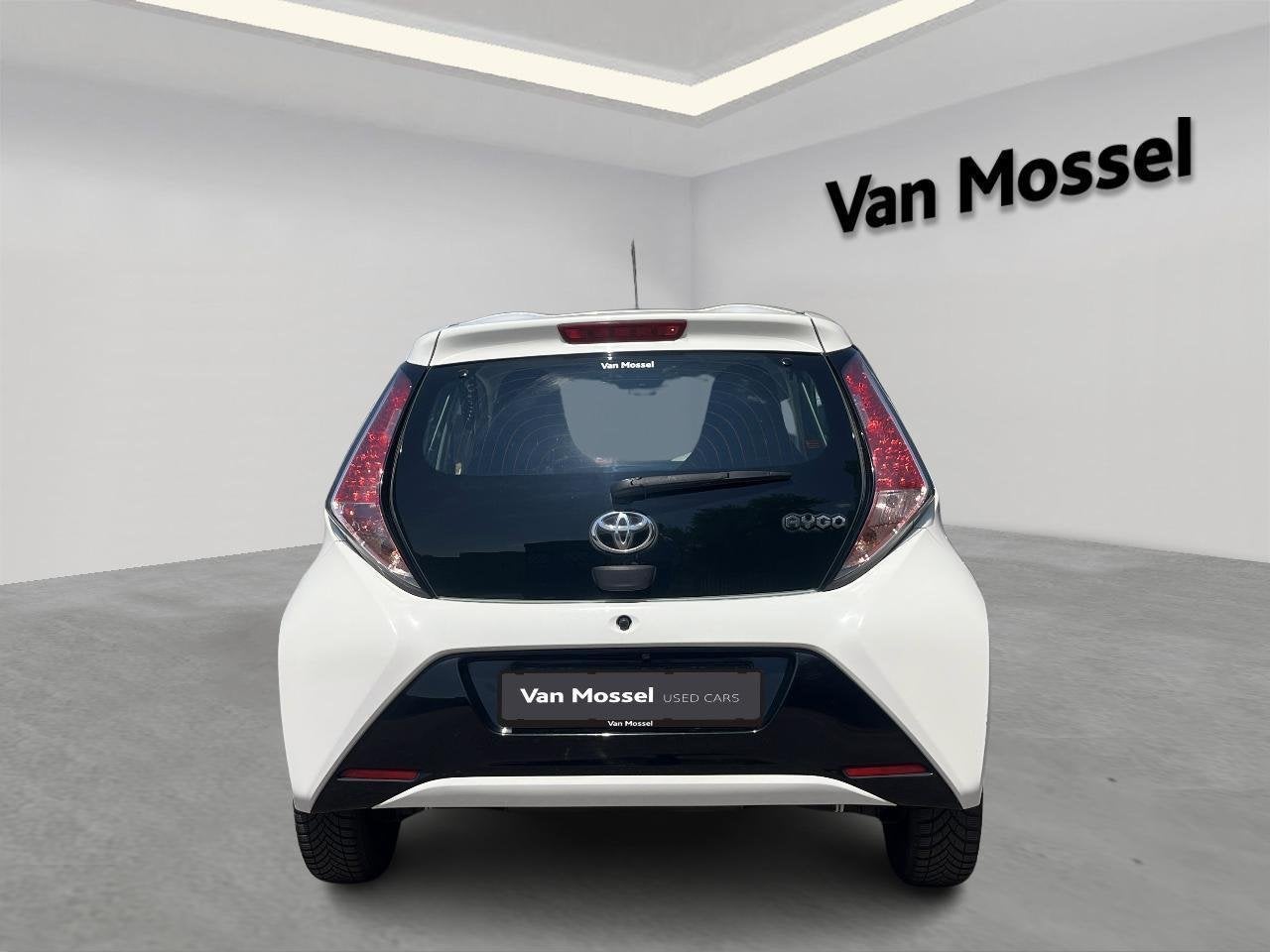 Toyota Aygo 1.0 VVT-i x-play, Auto's, Toyota, 4 zetels, Stof, Gebruikt, Euro 6