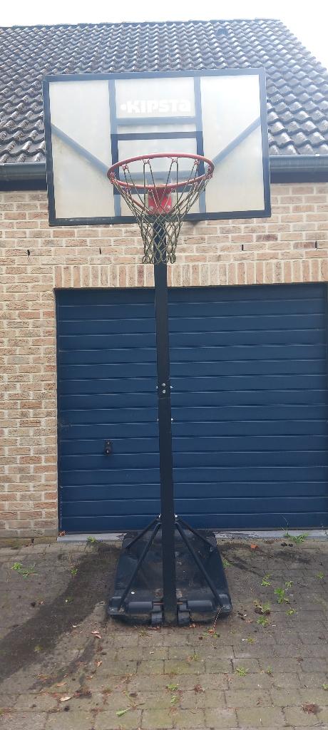 Kipsta B700 basketball system, Sports & Fitness, Basket, Enlèvement, Comme neuf, Anneau, Panneau ou Poteau