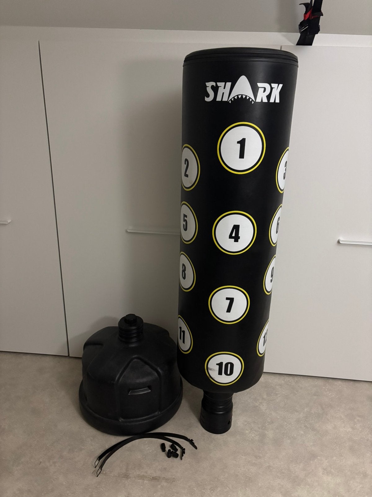 bokspaal SHARK, Sport en Fitness, Ophalen, Zo goed als nieuw, Bokszak