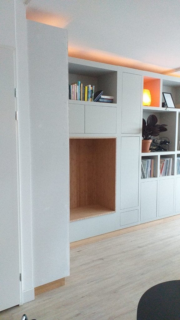 Wandmeubel, woonkamerkast, designkast, kast tv-kast op maat., Huis en Inrichting, Ophalen, Nieuw, Eikenhout, Met klep(pen)