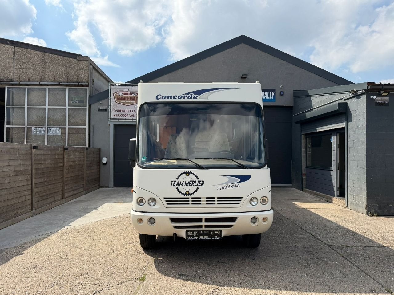 Iveco Daily Concorde Charisma luxe-integraal, Caravanes & Camping, Autres marques, Entreprise, Boîte manuelle, Diesel