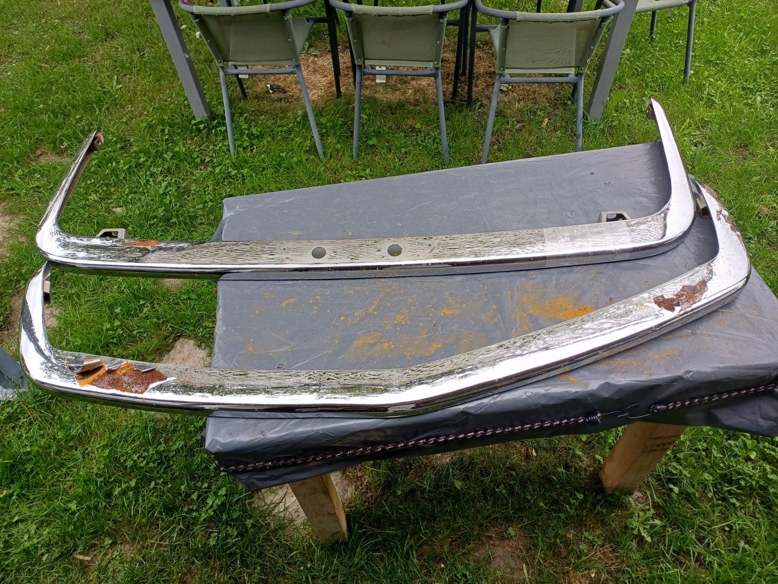 A vendre parechoc avant et arriere pour triumph spitfire, Autos : Pièces & Accessoires, Pare-chocs, Triumph, Enlèvement, Utilisé