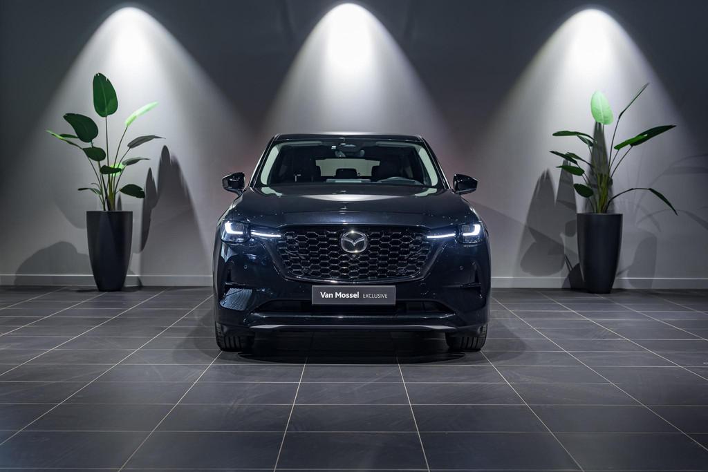 Mazda CX-60 2.5 240kW HOMURA AWD STUUR- EN ZETELVERWARMING |, Auto's, Automaat, Stof, Gebruikt, Zwart