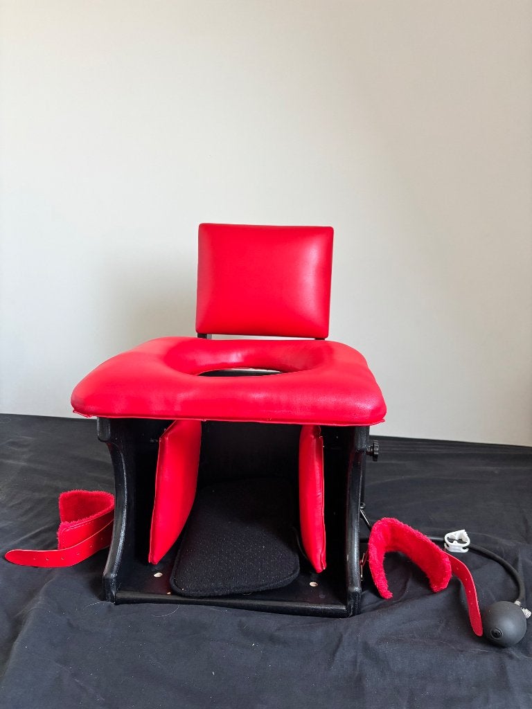 Premium Queening-stoel met rugleuning - Bsm, Ophalen, Zo goed als nieuw