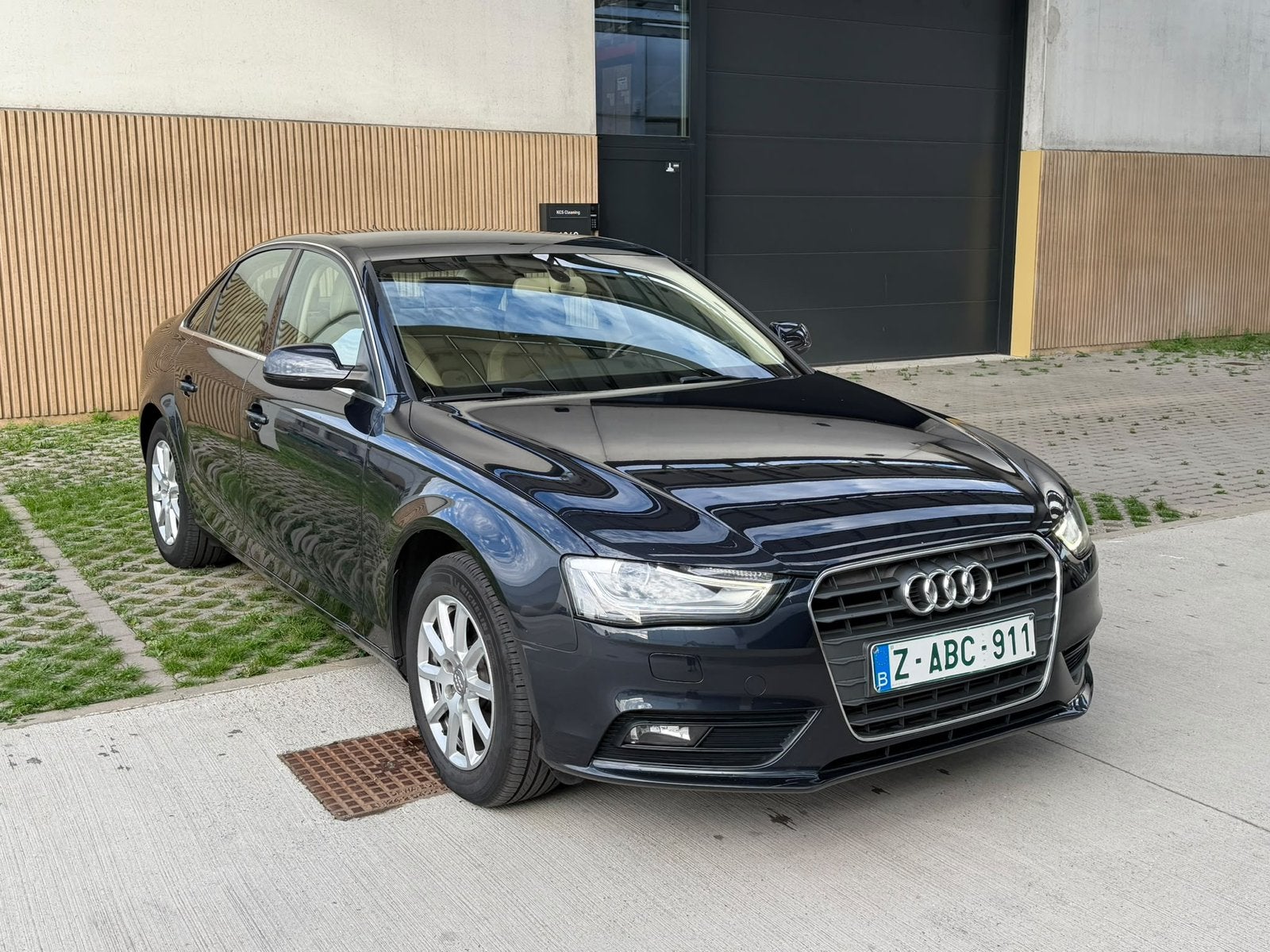 AUDI A4 1.8TFSI Facelift, Cuir, Achat, Entreprise, Berline