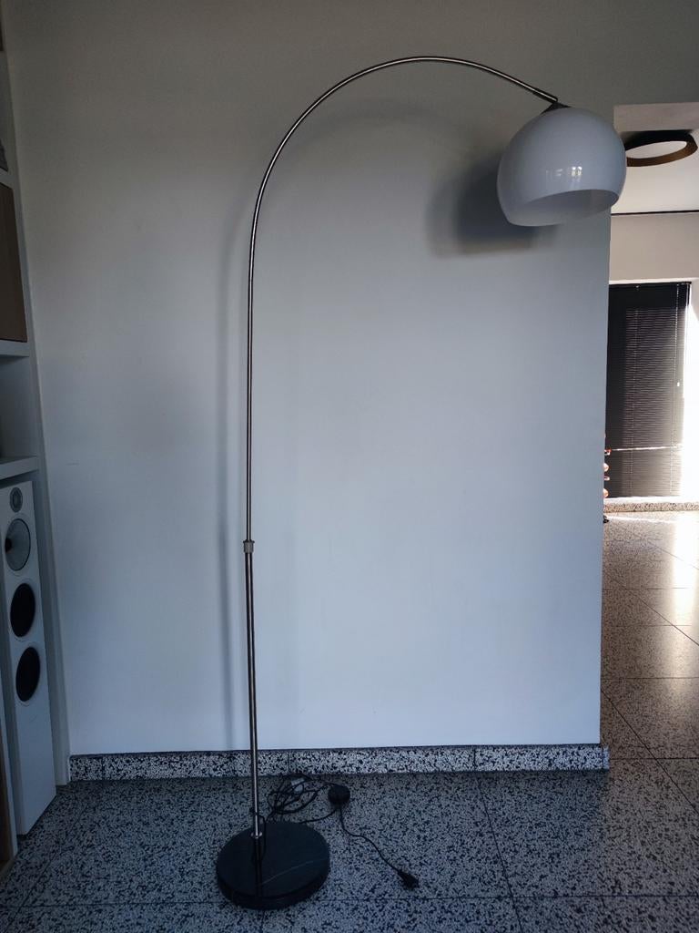 Moderne staanlamp, Huis en Inrichting, Ophalen