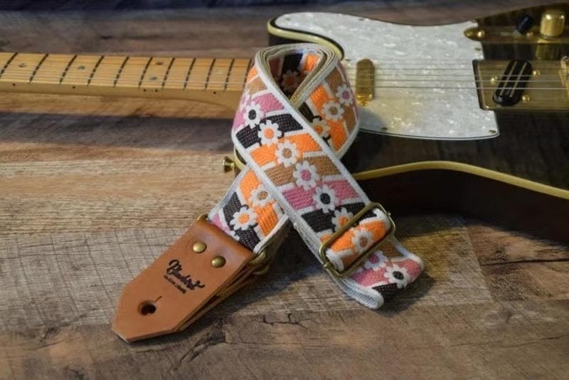 Bluebird Vintage Custom - Beige Daisies Chain, Musique & Instruments, Enlèvement ou Envoi, Neuf, Guitare acoustique