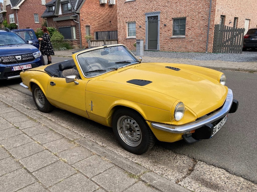 Thrumph Spitfire 1500 FH 1978 - RHD, Auto's, Stof, 4 cilinders, Cabriolet, Geel