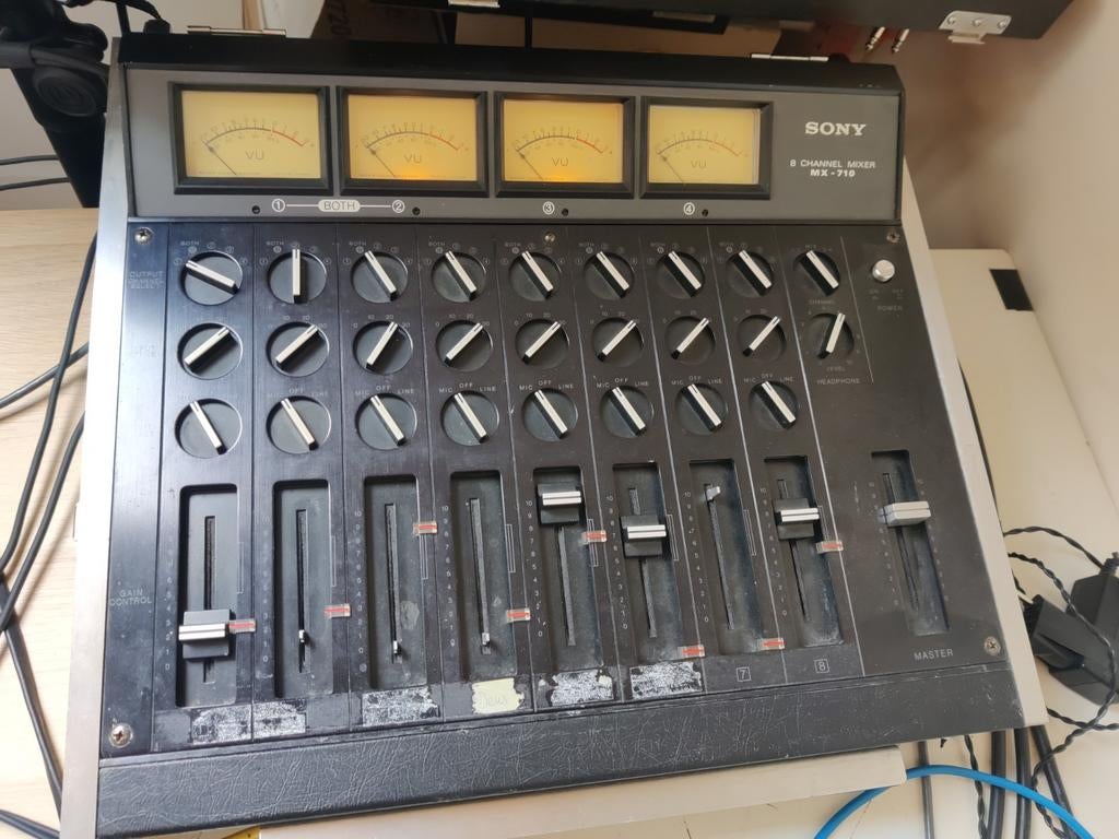 Sony MX-710 8-kanaals vintage mixer, Muziek en Instrumenten, Mengpanelen, Ophalen