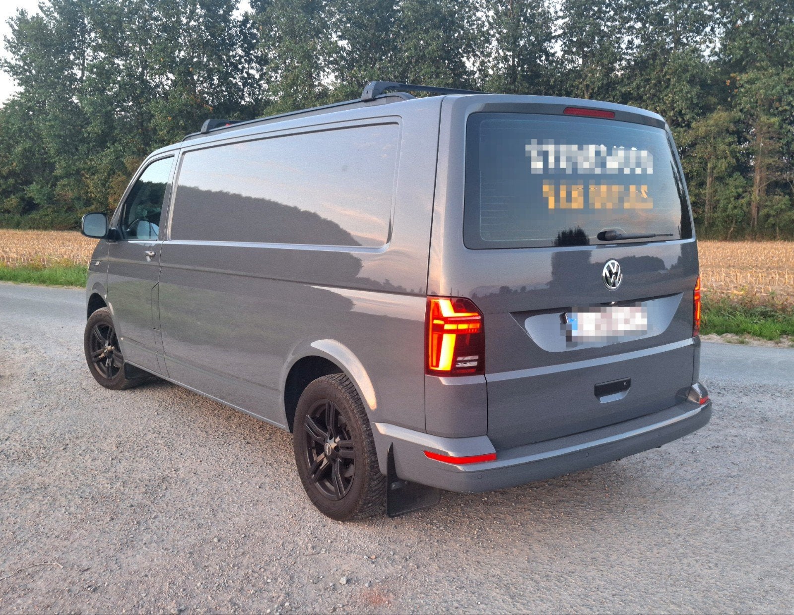 VW Transporter T6.1 2020 L2H1 Pure Grey, Autos, Argent ou Gris, Achat, 3 places, Noir